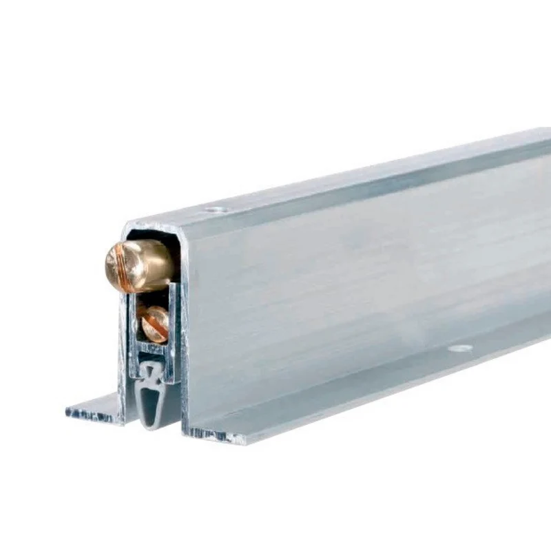 Bas de porte automatique à encastrer de 820 mm avec joint élastique, vis de réglage et plaque en acier nickelé