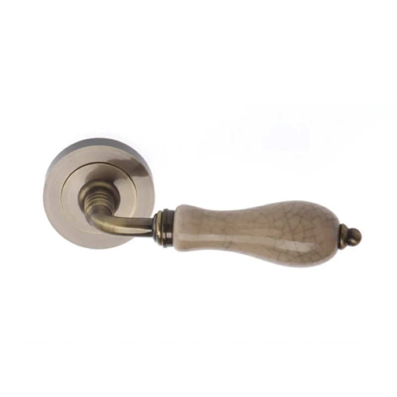 Béquille modèle « 4008 » en aluminium avec rosace ronde en finition cuir avec porcelaine