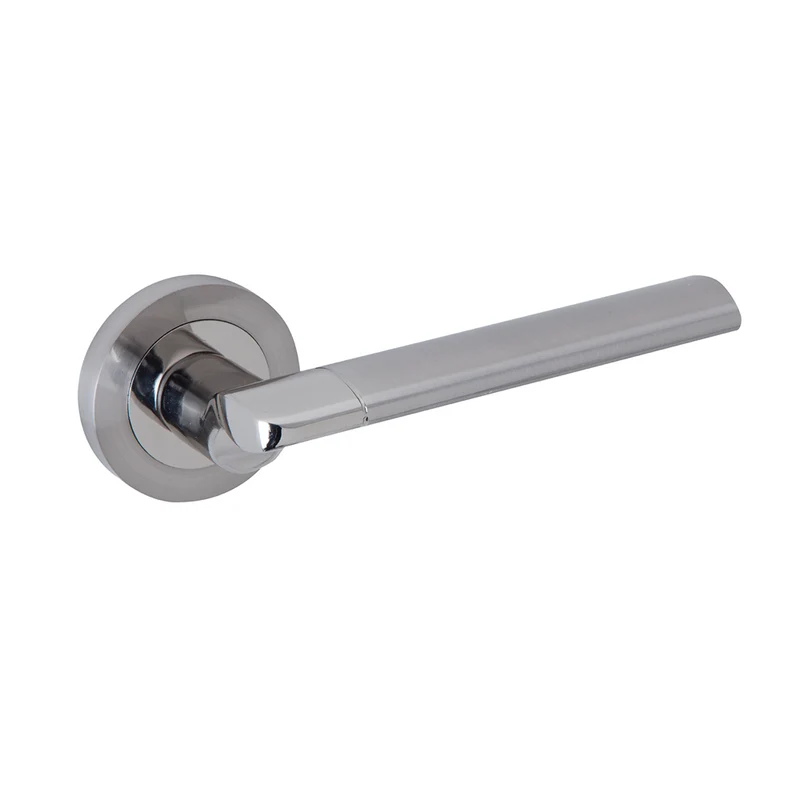 Poignée modèle « 240A » avec rosace ronde finition nickel combinée pour portes