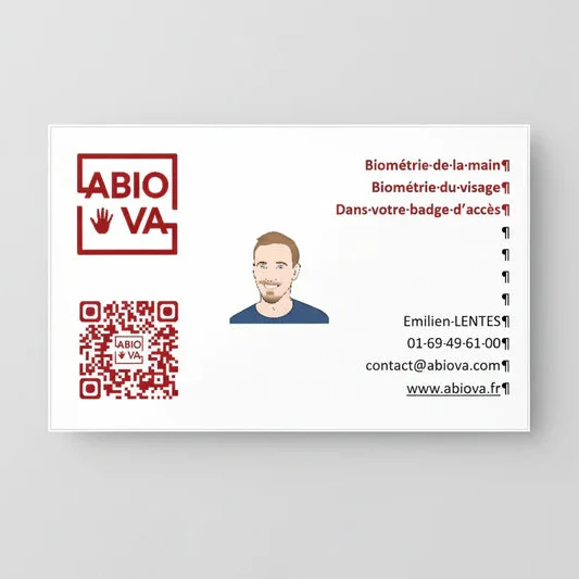 Personnalisation de 100 cartes et badges d'accès haute qualité